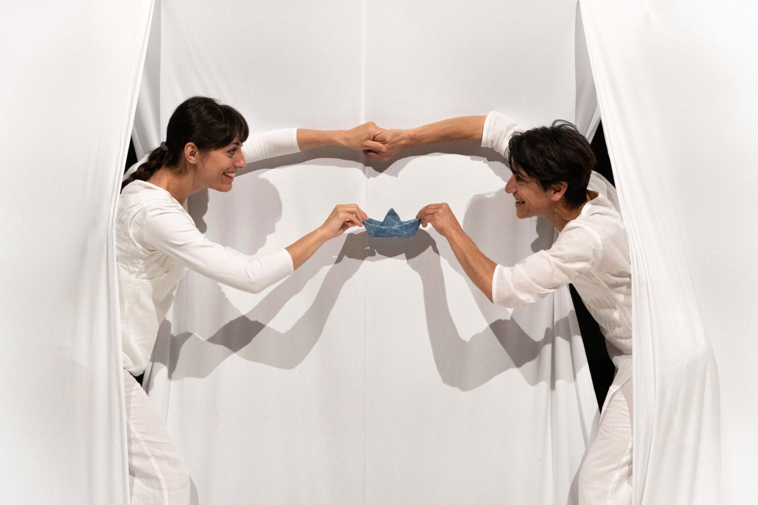 L&agrave;Qua: uno spettacolo di Koreja