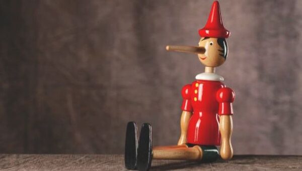 Collodi 200 &ndash; Naso di legno, cuore di stagno